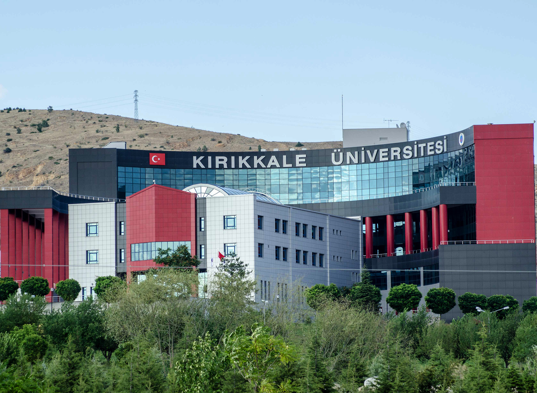 Kırıkkale Üniversitesi Rektörlüğü için 50 başvuru 